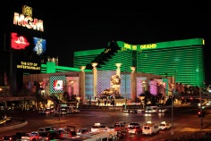 Das MGM Grand Hotel bei Nacht